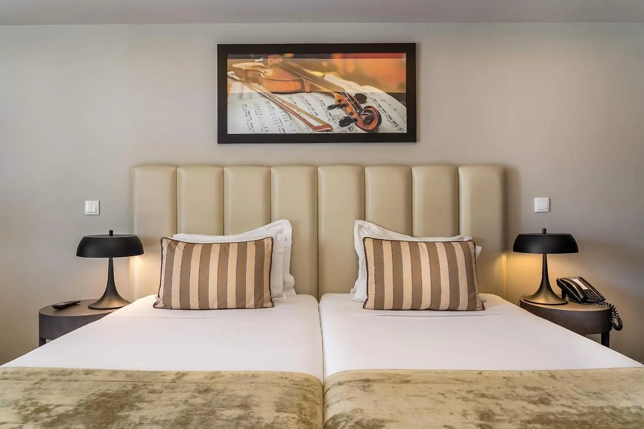 Hotel Do Chiado Lisbon 4*,